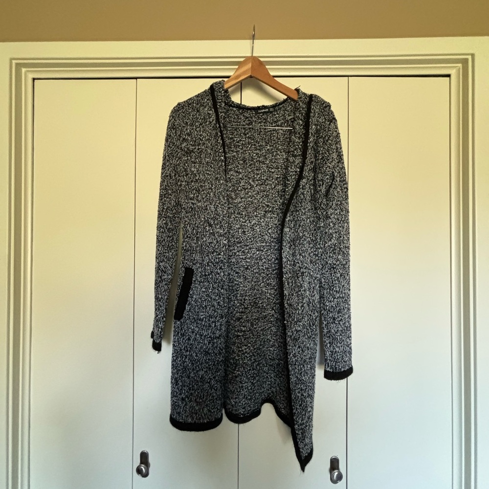 PattyBoutik - Woman's Long Coat with Hood - S